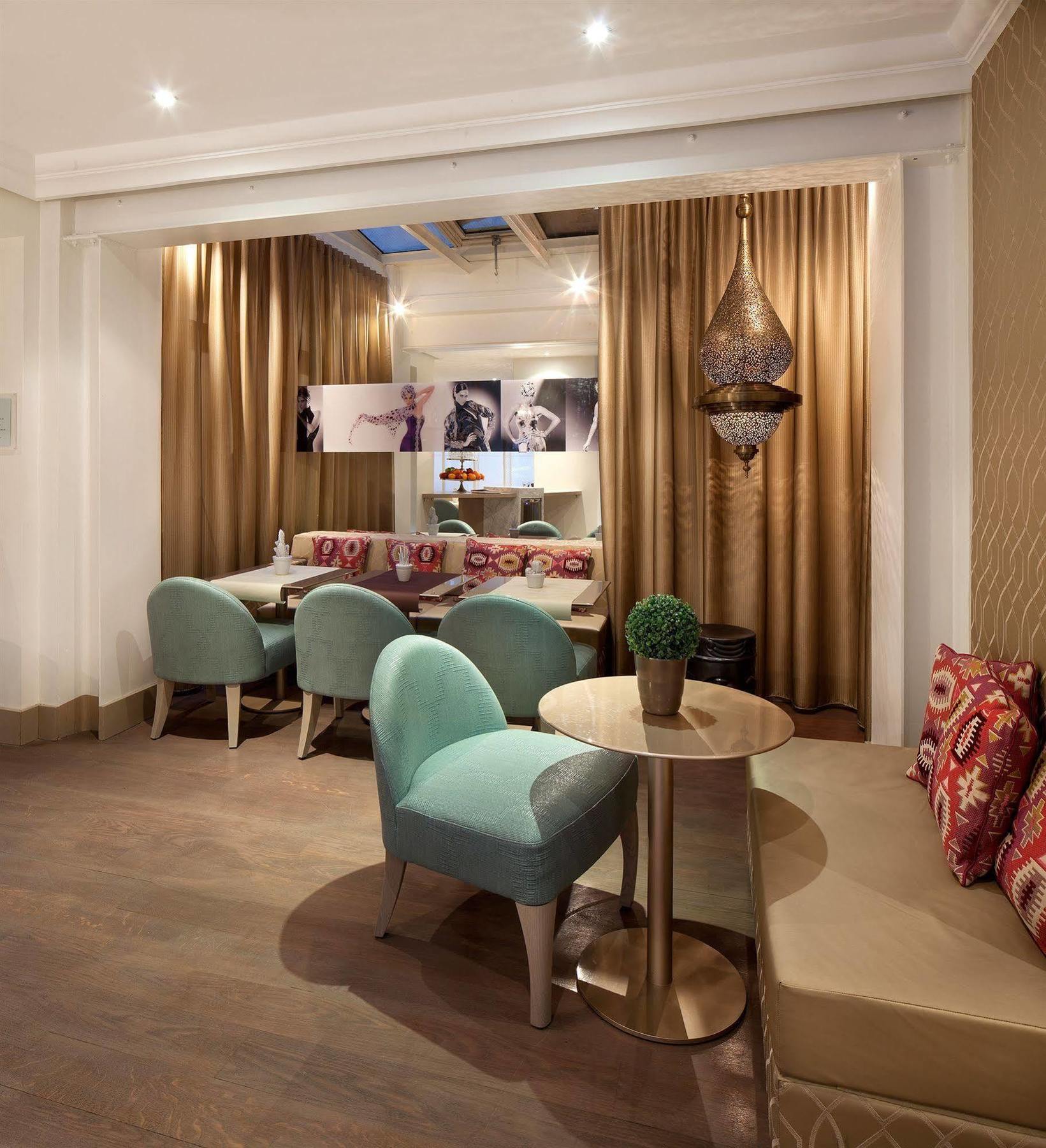 Hotel Mayet Parijs